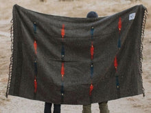 Load image into Gallery viewer, Mexican Camp Blanket
